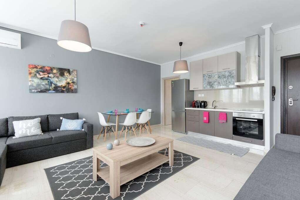 Penthouse Suite In The City Center Szaloniki Kültér fotó